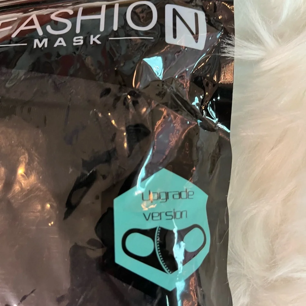 NIB 25 Black Masks